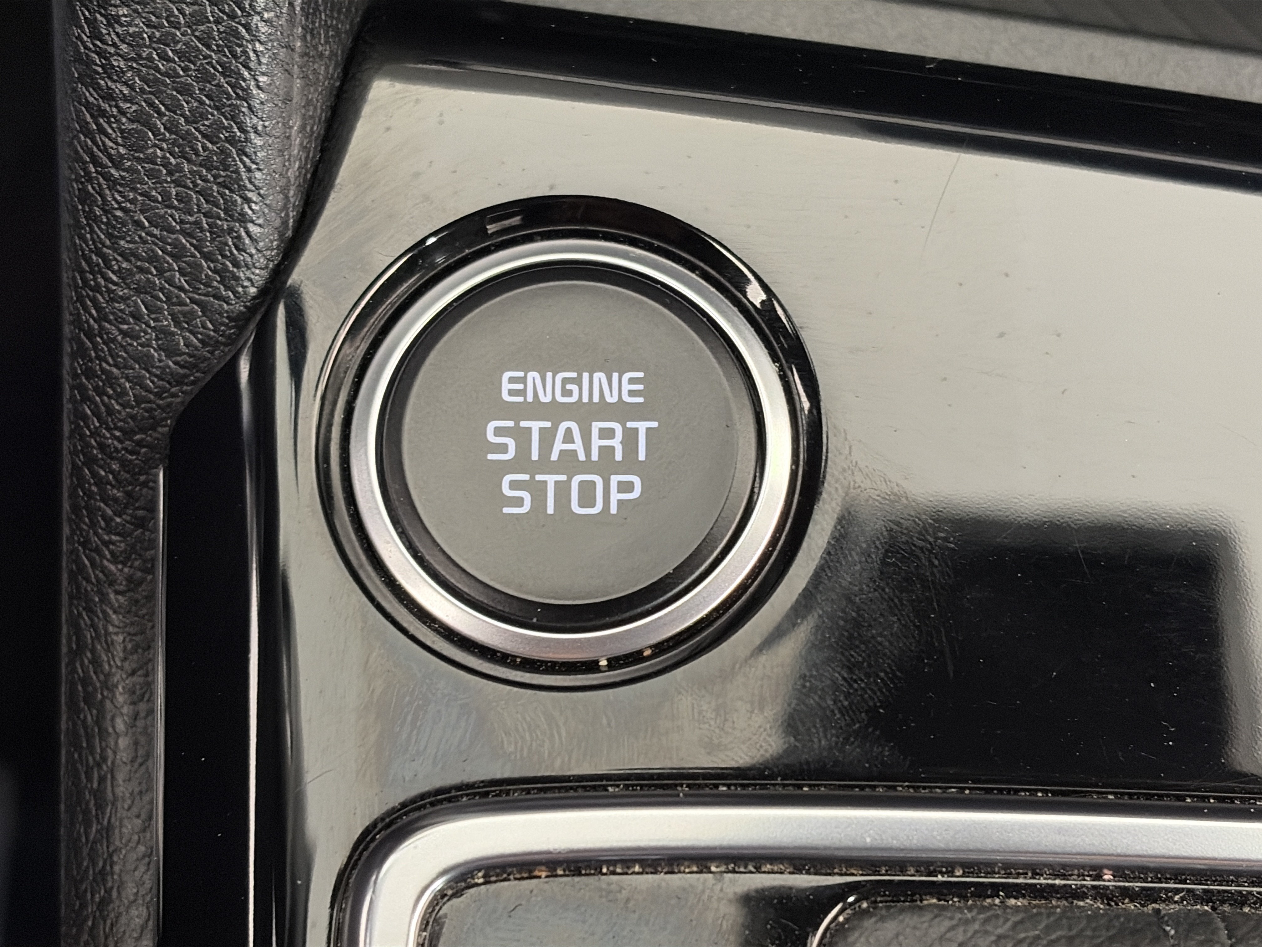 Certified 2024 Kia Sportage X-Line w/ X-Line Premium Package AWD/4WD image 29