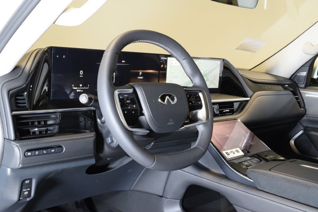 New 2027 INFINITI QX80 Luxe w/ Cargo Package AWD/4WD image 12