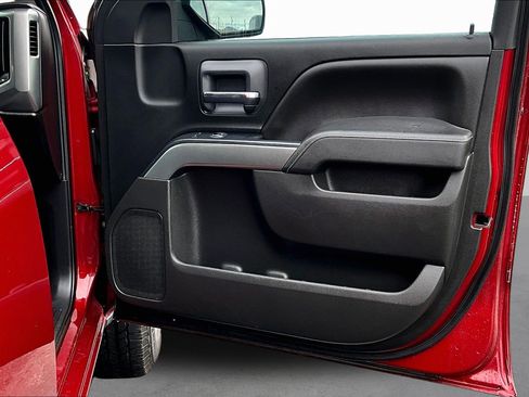 Used 2018 Chevrolet Silverado 1500 LT w/ All Star Edition image 17