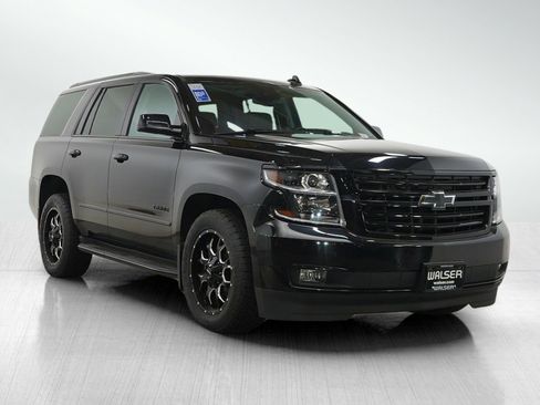 Used 2020 Chevrolet Tahoe Premier w/ RST 6.2L Performance Edition AWD/4WD image 7