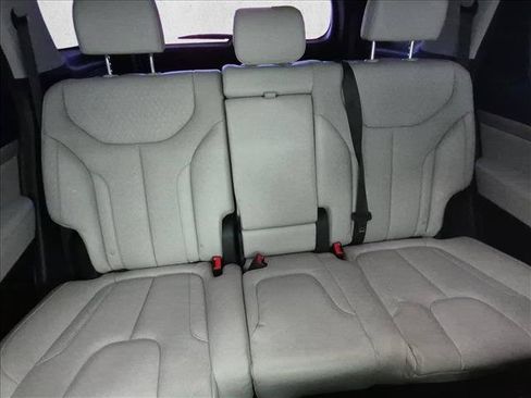 Used 2022 Hyundai Palisade SEL w/ 8P Bench Seat Package FWD image 23