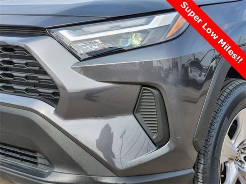 Used 2022 Toyota RAV4 XLE image 5