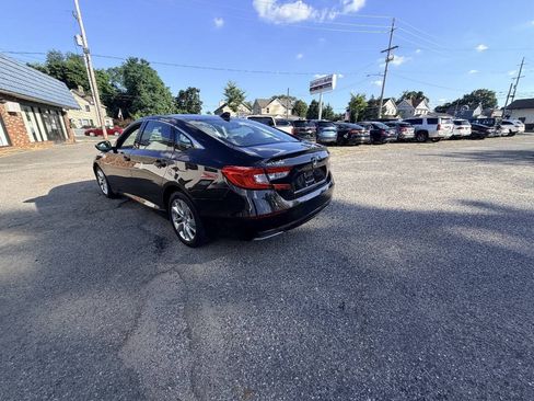 Used 2018 Honda Accord LX image 24