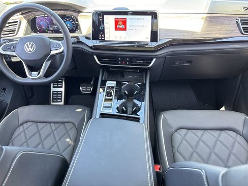 New 2026 Volkswagen Atlas SEL Premium R-Line AWD/4WD image 11
