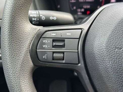 Certified 2023 Honda Accord EX image 18