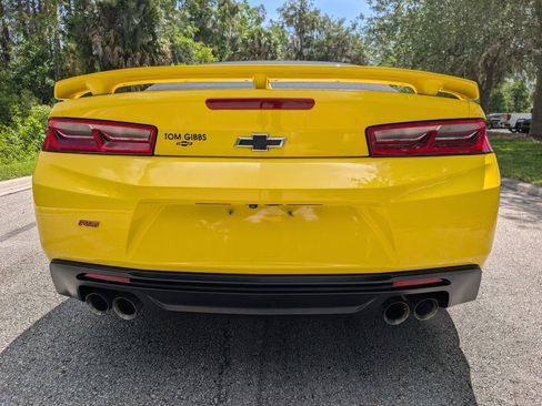 Used 2018 Chevrolet Camaro LT w/ RS Package RWD image 7