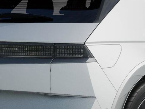 New 2026 Hyundai Ioniq 5 Limited image 10