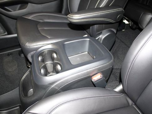 New 2026 Chrysler Pacifica Select w/ S Appearance Package image 20