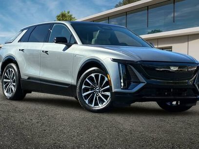 New 2026 Cadillac Lyriq Sport w/ LPO, Floor Liner Package