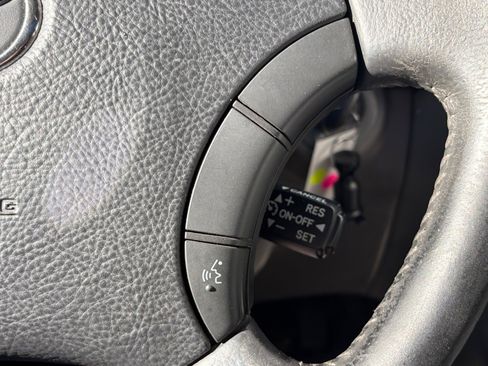 Used 2003 Toyota Land Cruiser AWD/4WD image 18
