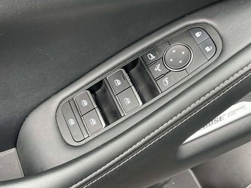 Used 2025 INFINITI QX60 Luxe w/ Black Edition image 18