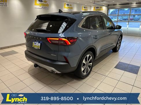 Certified 2023 Ford Escape Platinum w/ Premium Technology Package AWD/4WD image 30