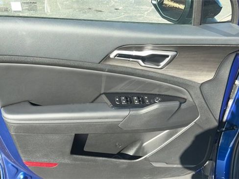 Used 2025 Kia Sportage X-Line w/ Premium Package image 26