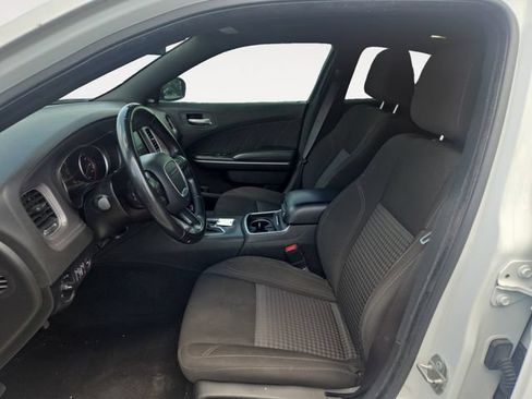Used 2023 Dodge Charger SXT RWD image 9
