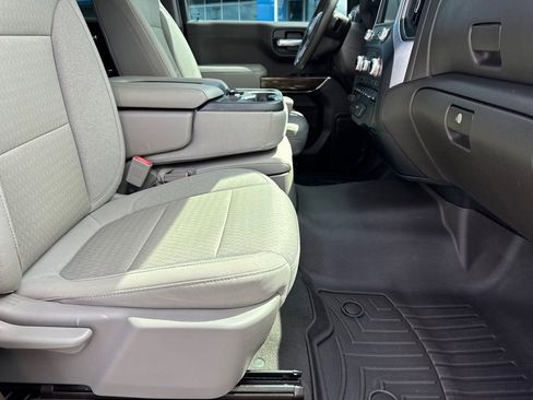 Used 2020 GMC Sierra 1500 Elevation w/ Elevation Value Package image 14