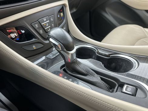 Used 2020 Buick Envision Essence image 20