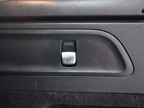 Used 2020 Mercedes-Benz GLC 43 AMG 4MATIC image 56