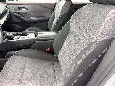 Used 2023 Nissan Rogue SV image 25