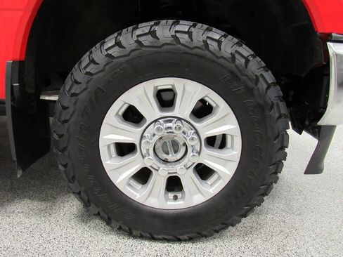 Used 2022 Ford F350 XLT w/ XLT Value Package AWD/4WD image 13