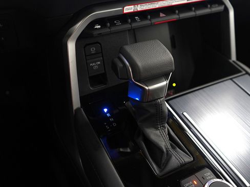 Used 2025 Toyota Tundra Platinum image 24