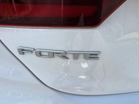 Used 2023 Kia Forte GT FWD image 25