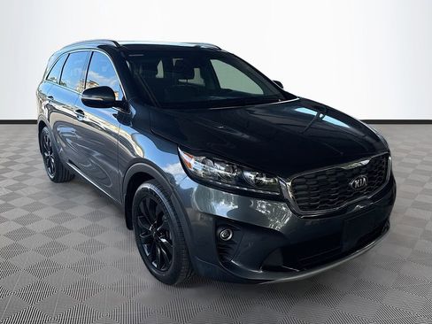 Used 2020 Kia Sorento EX FWD image 4