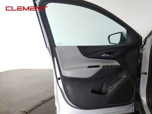 Used 2022 Chevrolet Equinox LT image 26