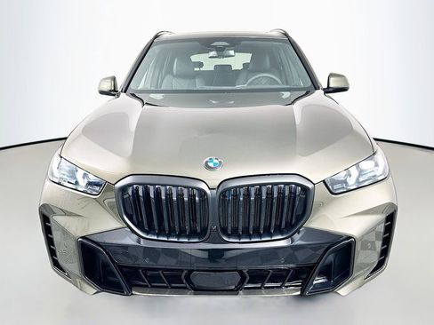 New 2026 BMW X5 sDrive40i image 2