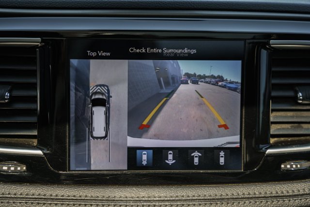 Used 2019 Chrysler Pacifica Limited FWD image 57