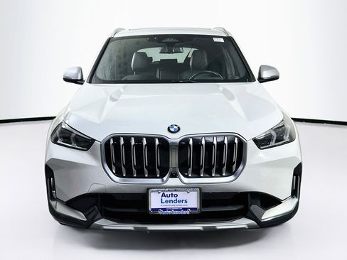 Used 2023 BMW X1 xDrive28i w/ Premium Package AWD/4WD image 2
