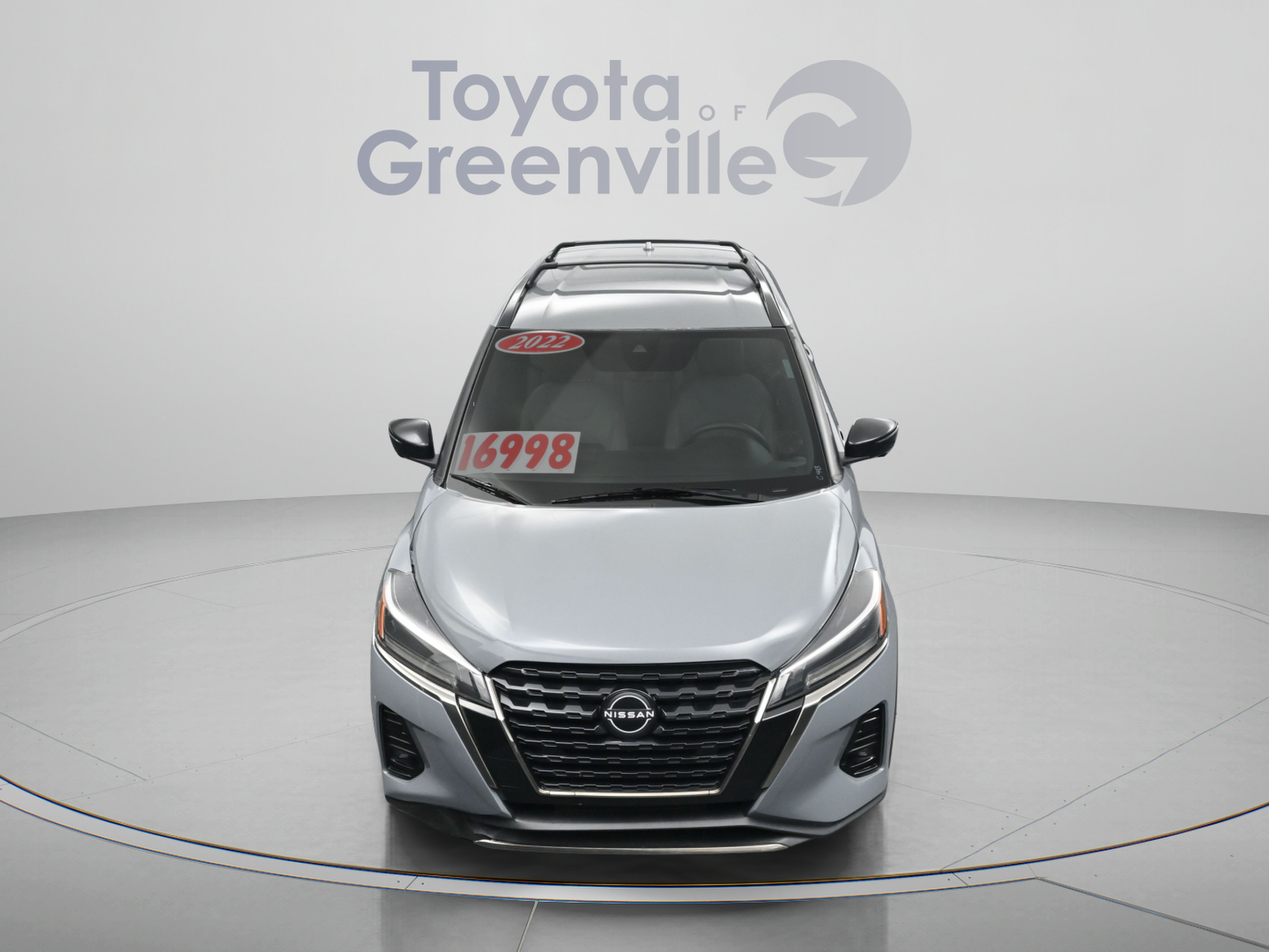 Used 2022 Nissan Kicks SR w/ Premium Package FWD image 23