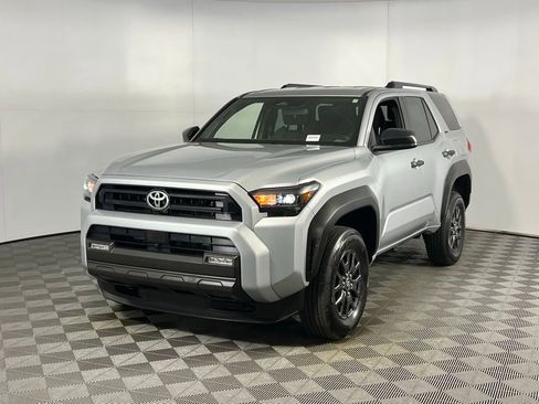 Used 2025 Toyota 4Runner SR5 image 10