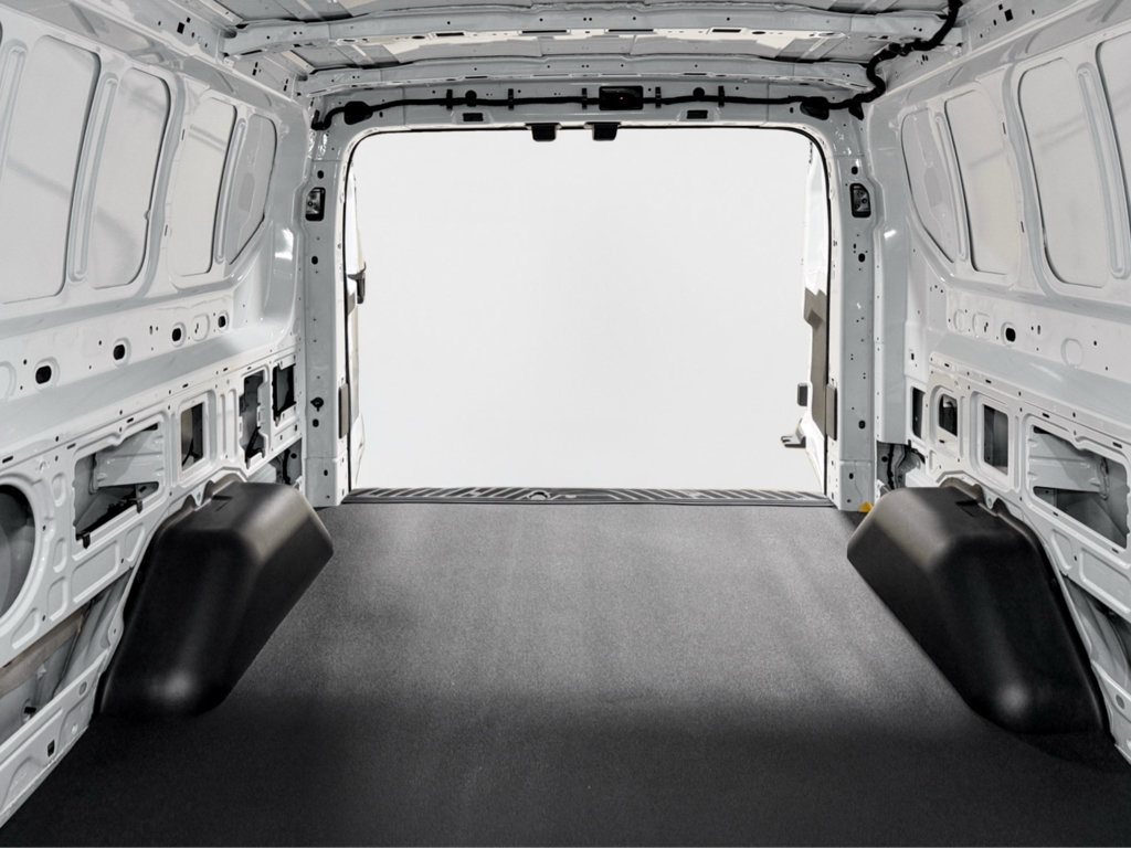 Used 2024 Ford E-Transit Low Roof RWD image 22