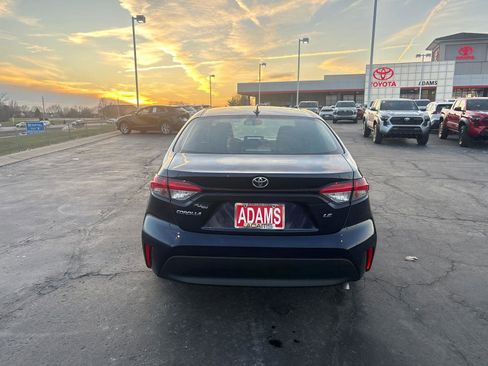 Used 2023 Toyota Corolla LE image 7