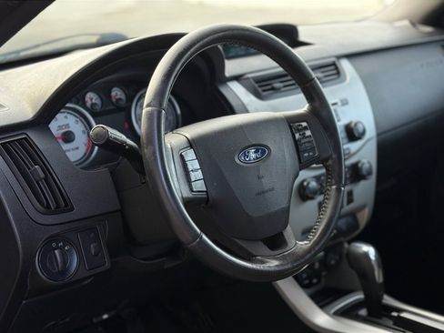 Used 2011 Ford Focus SE w/ 201A Rapid Spec Order Code image 5