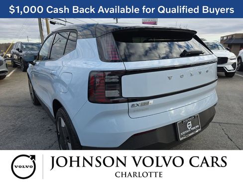 New 2026 Volvo EX30 Plus w/ Protection Package Premier image 7