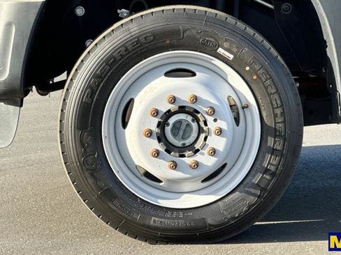 Used 2015 Ford F550 XL image 30