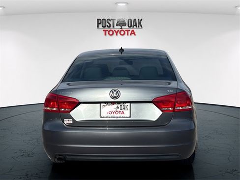 Used 2015 Volkswagen Passat 1.8T Limited Edition image 6