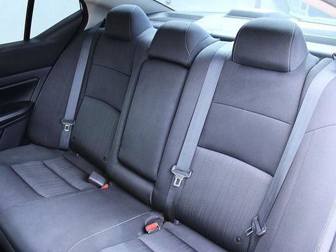 Used 2019 Nissan Altima 2.5 S image 11