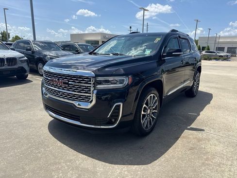 Used 2021 GMC Acadia Denali w/ Denali Technology Package FWD image 1