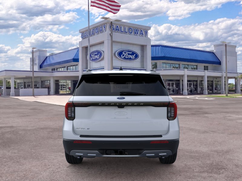New 2026 Ford Explorer Active w/ Active Comfort Package RWD image 5