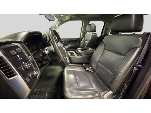 Used 2018 Chevrolet Silverado 1500 LT w/ All Star Edition AWD/4WD image 12
