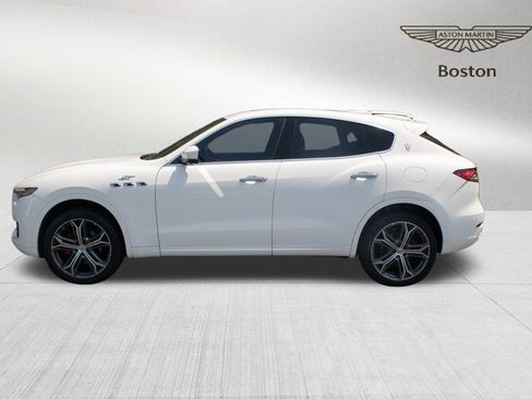 Used 2023 Maserati Levante GT image 5