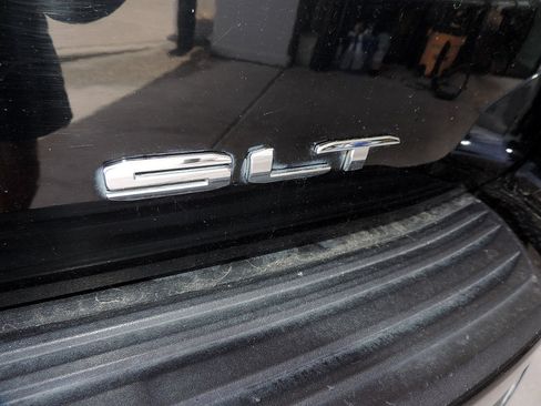 Used 2021 GMC Yukon SLT w/ SLT Luxury Plus Package RWD image 21