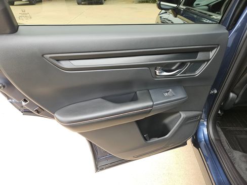 Certified 2025 Honda CR-V Sport-L image 12