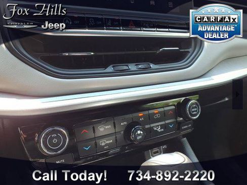 Certified 2025 Jeep Compass Limited AWD/4WD image 22