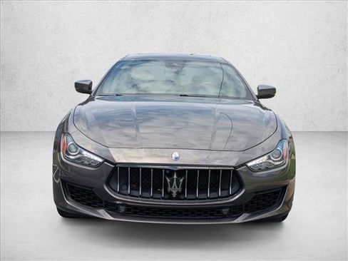 Used 2019 Maserati Ghibli image 2