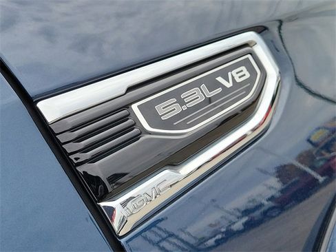 Used 2019 GMC Sierra 1500 SLT w/ SLT Premium Plus Package image 8