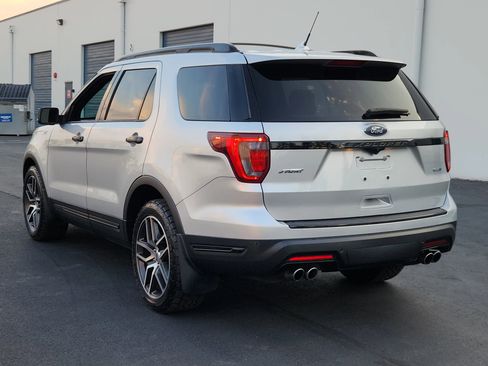 Used 2018 Ford Explorer Sport w/ Equipment Group 401A image 3
