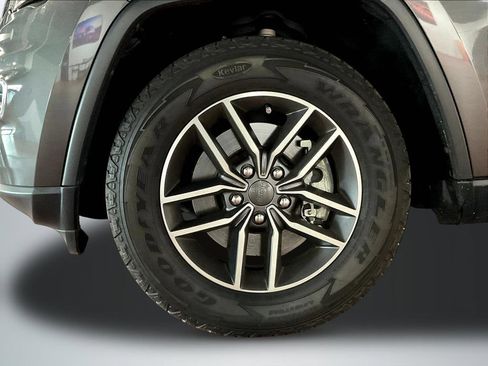 Used 2021 Jeep Grand Cherokee Limited AWD/4WD image 34